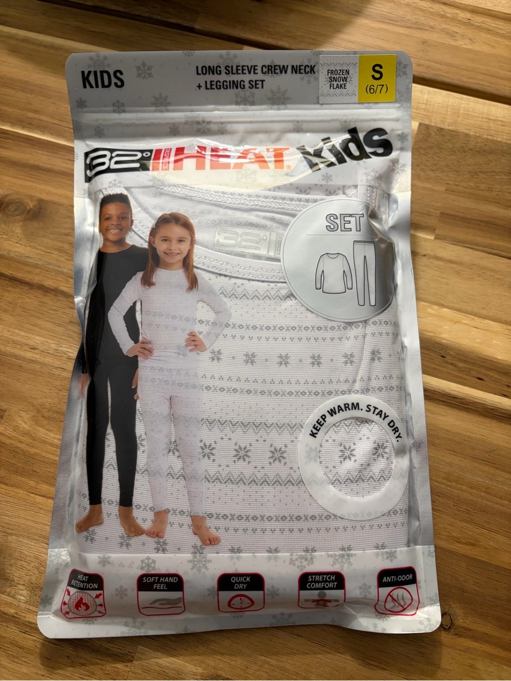 NWT: 32 Degrees Kids' Heat Set/ Size: S (6/7)